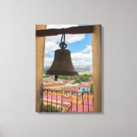Sino em uma torre de igreja, Cuba
