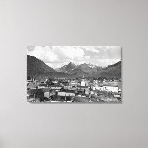 Impressão Em Tela Sitka, Alasca com três irmãs em segundo plano