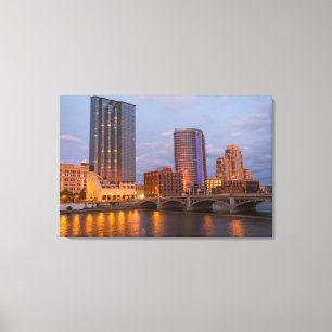 Impressão Em Tela Skyline Em Dusk, No Grande Rio 2