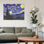 Impressão Em Tela Starry Night por Vincent van Gogh<br><div class="desc">Starry Night, de Vincent van Gogh, é uma pintura de paisagem urbana de paisagens de apos impressionismo de arte com vista para o Santo Remy, França do asilo de van Gogh. O céu noturno está balançando com nuvens com uma lua crescente brilhante e estrelas brilhantes sobre a pequena vila. Starry...</div>