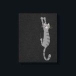 Impressão Em Tela Tabuleiro de cinzas por Cat Seguindo | Cinzas Engr<br><div class="desc">Gato Selvagem e Louco Seguindo com Garras. Adicione diversão ao seu espaço com esta engraçada arte do amante de gatos de mesa. Faz um presente de excelente para pessoas de gatos. Uma Design ©Jenn Inashvili.</div>