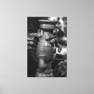 Impressão Em Tela The Master’s Touch: Traditional Pottery Shaping in