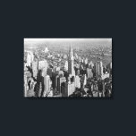 Impressão Em Tela Vintage Nova Iorque Art Deco Skyscraper<br><div class="desc">Mostre o seu amor pela Nova Iorque com esta fotografia vintage do centro de Manhattan.</div>