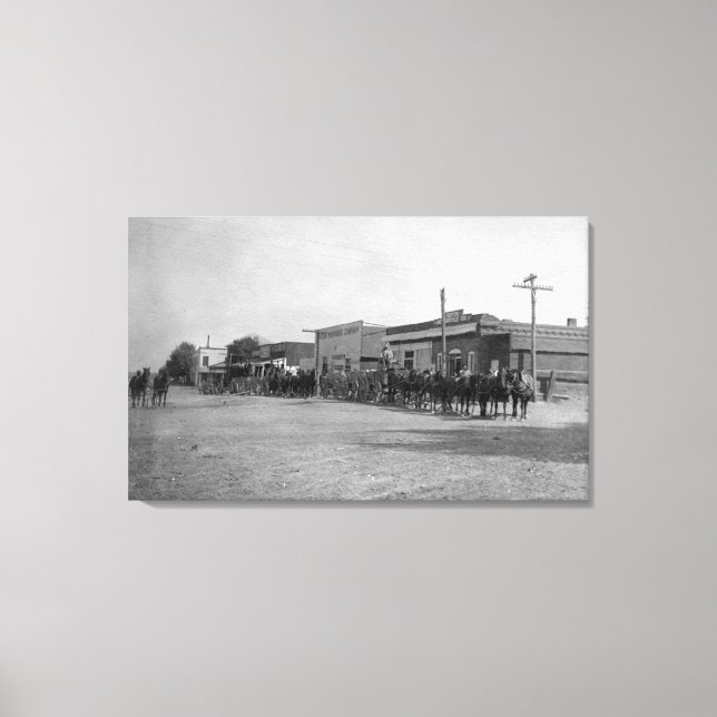 Impressão Em Tela Vista das Equipes de Vagões de Cavalo na Rua (Frente)