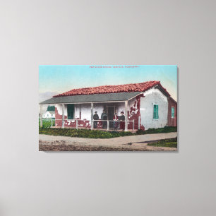 Impressão Em Tela Vista exterior de um Adobe velho HomeVentura, CA