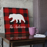 Impressão Em Tela Xadrez e Urso de Buffalo Vermelho | Presente de no<br><div class="desc">Xadrez e Urso de Buffalo Vermelho | Presente de nome pessoal</div>