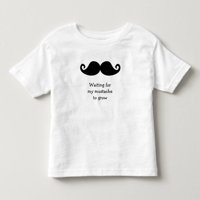 Infantil Camiseta Esperando Meu Bigode Crescer (Frente)