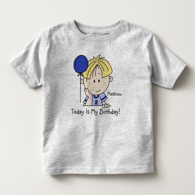 Infantil Menino louro personalizado com camiseta de anivers (Frente)