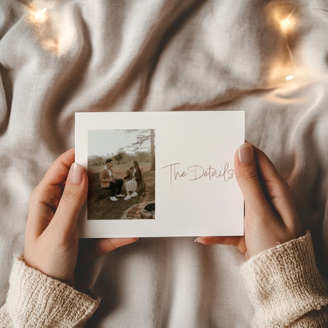 Informações Fotografia Contemporânea Cartão do Gabinete de Det (Photo wedding details card with modern script and classic information layout.)