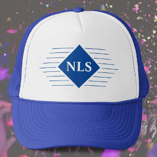 Iniciais do Monograma em um Boné de Caminhoneiro