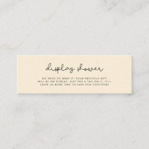 Inserção do cartão de chá para exibição em b