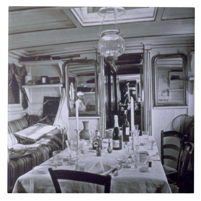 Interior de um barco de Nile (foto do b&w) (Frente)