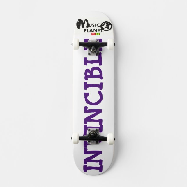 INVINCIBLE Skateboard (Frente)