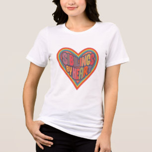 Irmãos por Coração: Camisa-T feminina