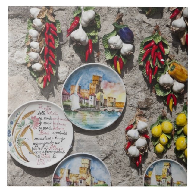 Itália, Província de Brescia, Sirmione. Almas. (Frente)