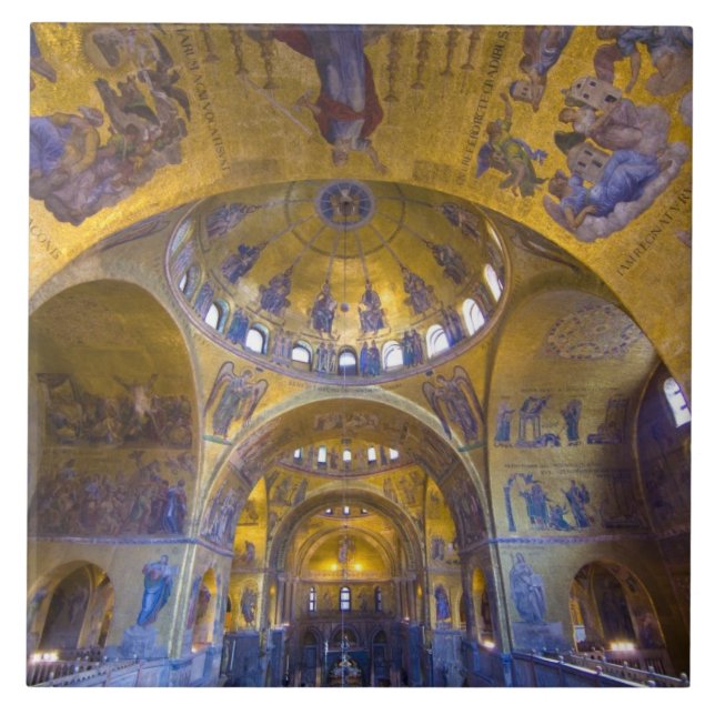 Itália, Veneza. Interior da Catedral de São Marcos (Frente)