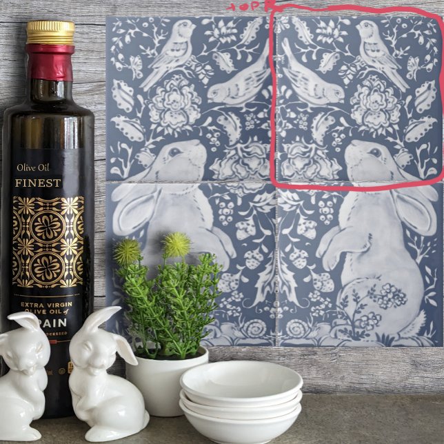 Jacobean Rabbit Birds Denim Blue White Top R (Criador carregado)