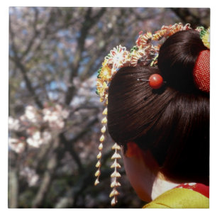 Japão, Kyoto. Vista traseira aproximada da cabeça