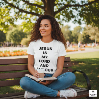"Jesus é meu Senhor e Salvador" Camiseta feminina
