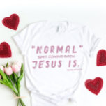 Jesus está de volta a camiseta para ela<br><div class="desc">Camisa cristã com o verso bíblico da Revelação 14 (Jesus está voltando). Em caligrafia mista e tipografia minimalista. Esta moda, design de fé moderna é a dádiva perfeita e a declaração de moda. #cristão #religião #escritura #fé #bíblia #jesus</div>