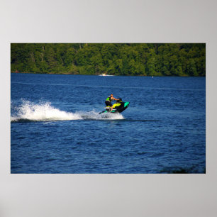 Jet Ski no lago Poster