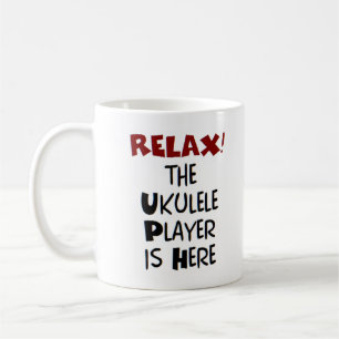 jogador de ukulele está aqui caneca de café