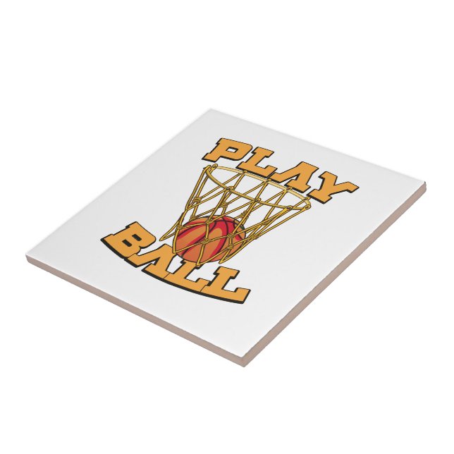 Jogar Basquetebol. (Lateral)