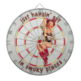 Jogo De Dardo O Dartboard do bombeiro do PinUp do Firehouse