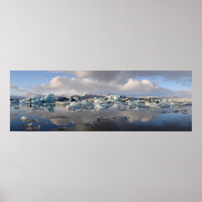 Jokulsarlon glacier lake in Iceland poster (Frente)
