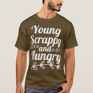 Jovem Scrappy e Camiseta Fome