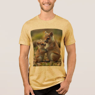 "Joyful Bond: Mamãe e Baby Quokka"