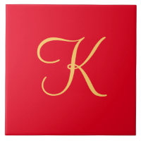 K inicial de cor Dourada sobre fundo vermelho sóli