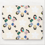 Kokeshi Dolls Mousepad<br><div class="desc">O artesanato manual das bonecas japonesas Kokeshi é ilustrado neste porta-voz para dar um sotaque balbucioso ao seu espaço na mesa. Cada dama Kokeshi é única em estilo cabelo e cores e padrões de vestuário inspirados em japonês.</div>