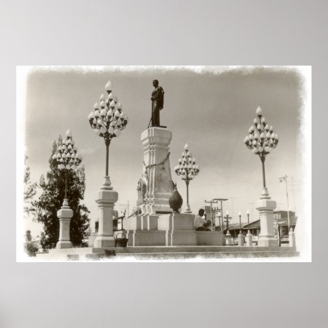 Korat Thailand Monument 1969 Poster (Frente)