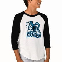 Kraken - Monstro de polvo de Viking numa camiseta