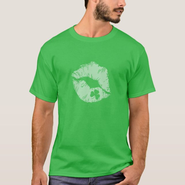 Lábios de Shamrock - Beije-me Sou uma Camisa Irlan (Frente)