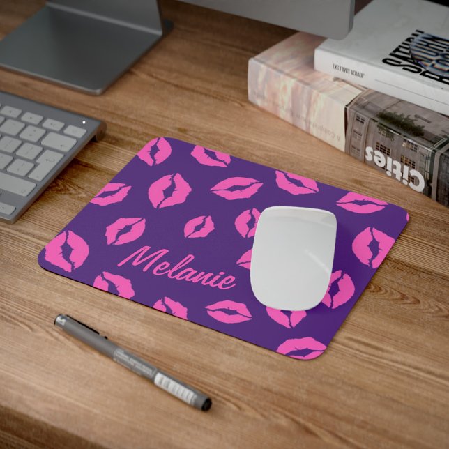 Lábios Rosa Personalizados no Mousepad Roxo (Criador carregado)