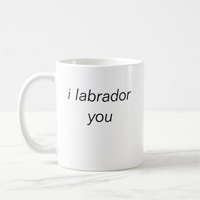 labrador, sua caneca (Esquerda)