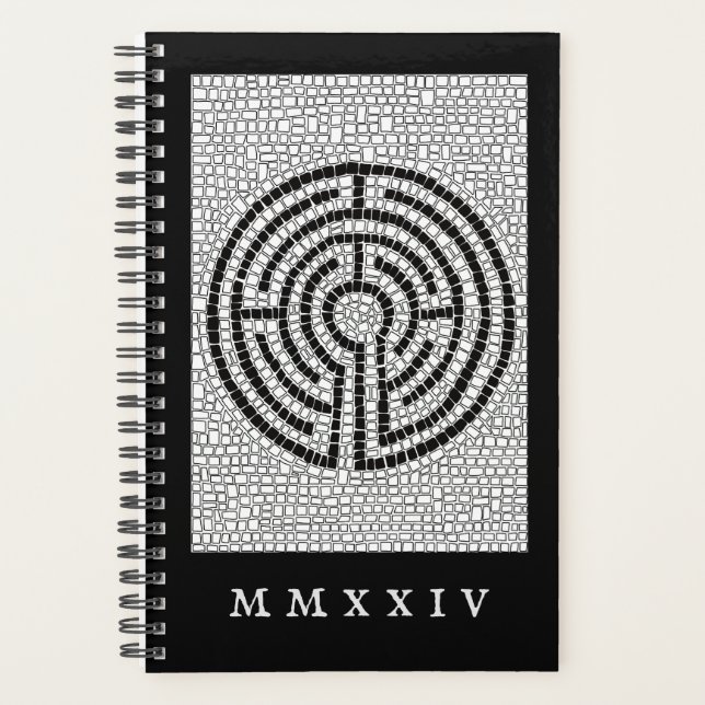 LABYRINTH VII 5,5x8.5 Planejador + Texto / Preto (Frente)