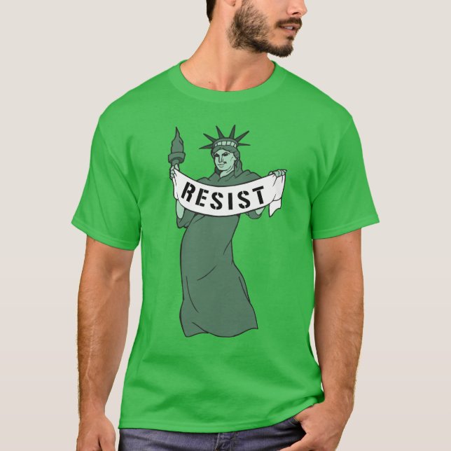 LADY LIBERTY RESISTE À Camisa (Frente)