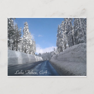 Lago Tahoe, CA com muitos cartões postais de neve