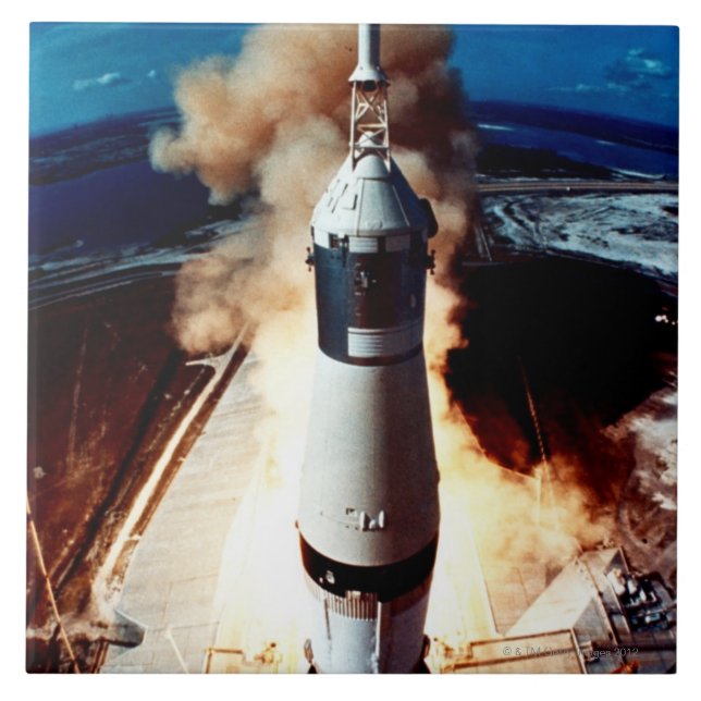 Lançamento de um Rocket 2 (Frente)