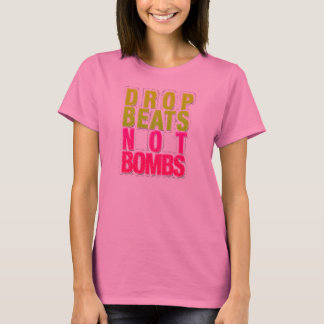 Largas não bombardeiam camisetas típicas