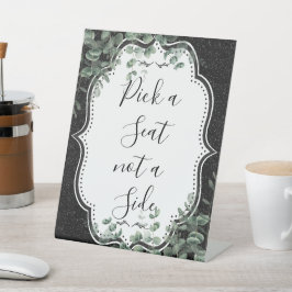 Largura preta e Eucalipto floral Escolher um assen