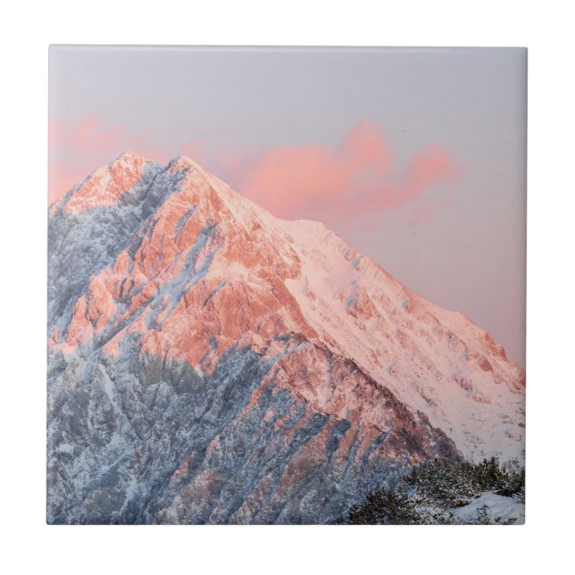 Last sun light on mountain Storžič, Slovenia (Frente)