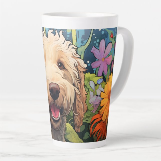 Latte Cartoon Goldendoodle em uma caneca de café no jard (Ângulo direito)