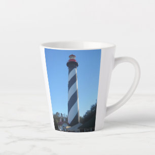 Latte Rua Augustine Lighthouse Foto numa caneca de café