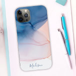 Lava Abstrato de cor azul e pêssego com nome<br><div class="desc">Um legal e calmante mosto de tinta etéreo em azul e pêssego adiciona um apelo artístico moderno a esta design capa de telefone. Parece que foi mergulhada numa piscina de água de cor infundida com uma sutil variação de cores que varia de claro a escuro. Personalize com seu nome ou...</div>