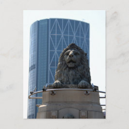 Leão de pedra no cartão postal de Calgary