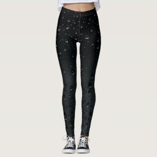Legging água cai na janela negra